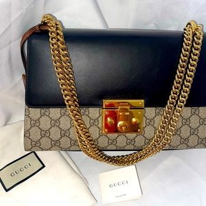 AUTHENTIC GUCCI
GG Monogram Padlock Shoulder Bag Black
